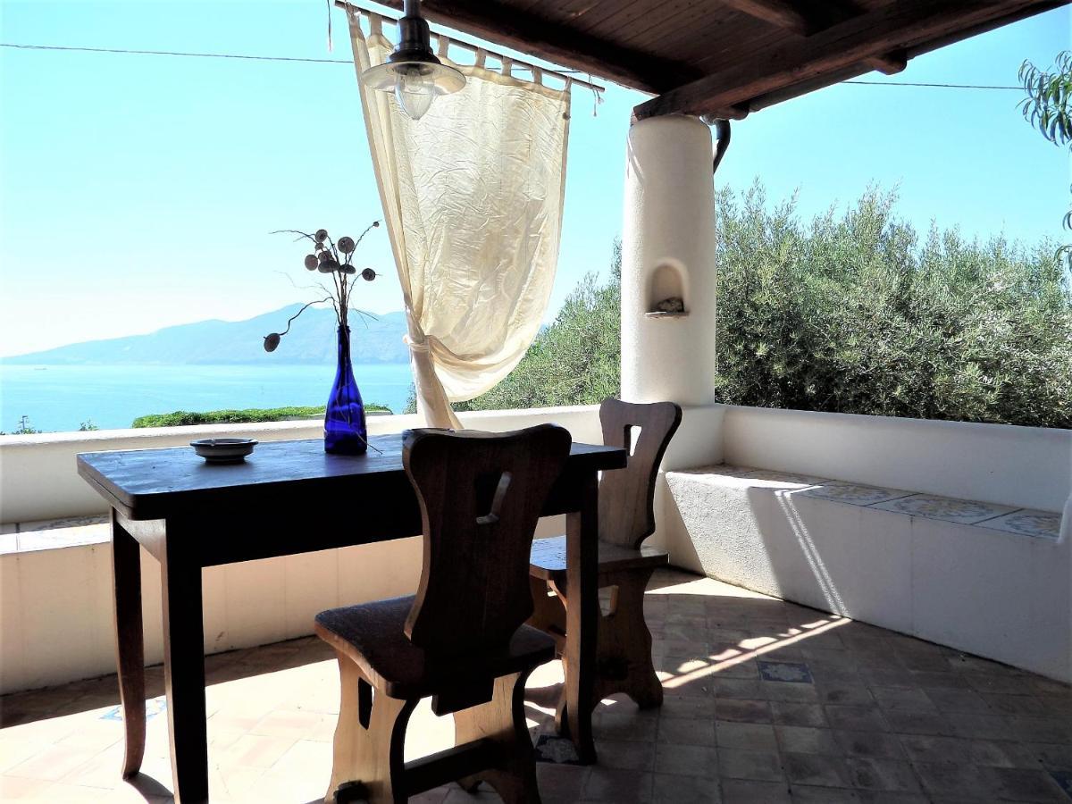 Case Al Mare - Terrazzi Panoramici E Ampio Giardino Santa Marina Salina Exterior photo