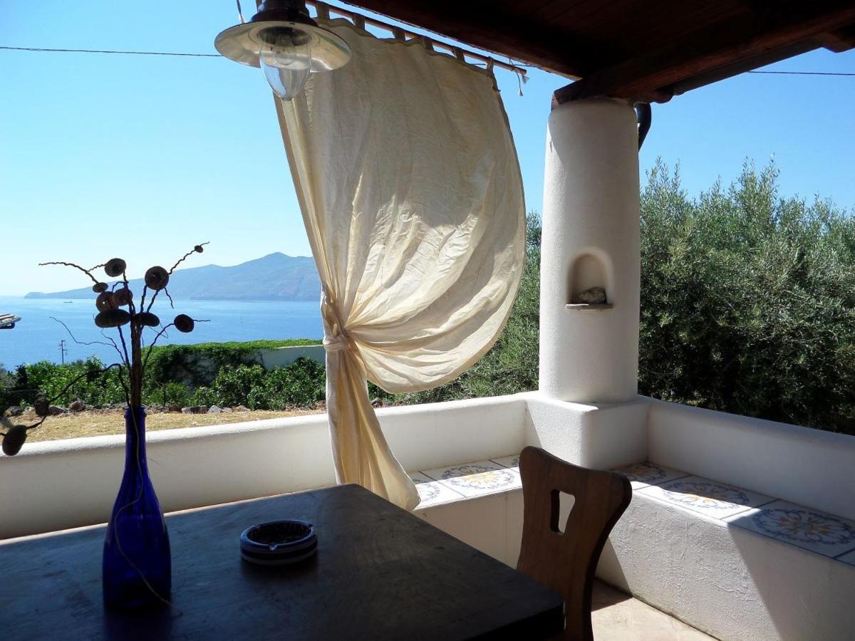 Case Al Mare - Terrazzi Panoramici E Ampio Giardino Santa Marina Salina Exterior photo