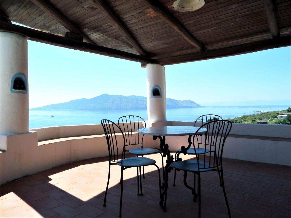 Case Al Mare - Terrazzi Panoramici E Ampio Giardino Santa Marina Salina Exterior photo