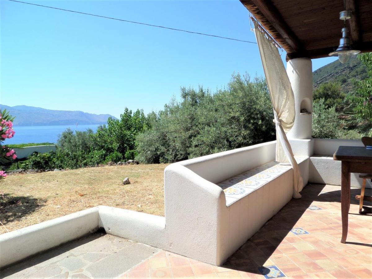 Case Al Mare - Terrazzi Panoramici E Ampio Giardino Santa Marina Salina Exterior photo